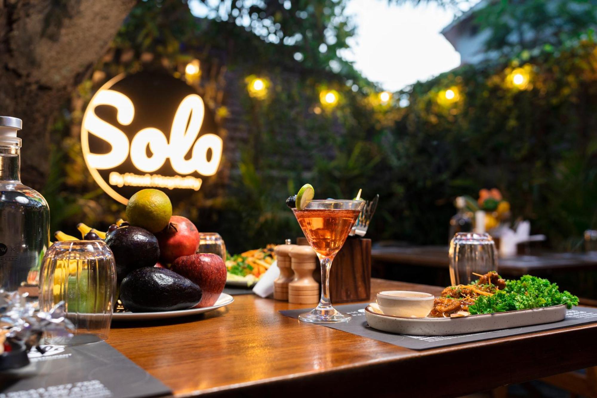 Solo Inn By Hawk Hospitality Kochi Extérieur photo