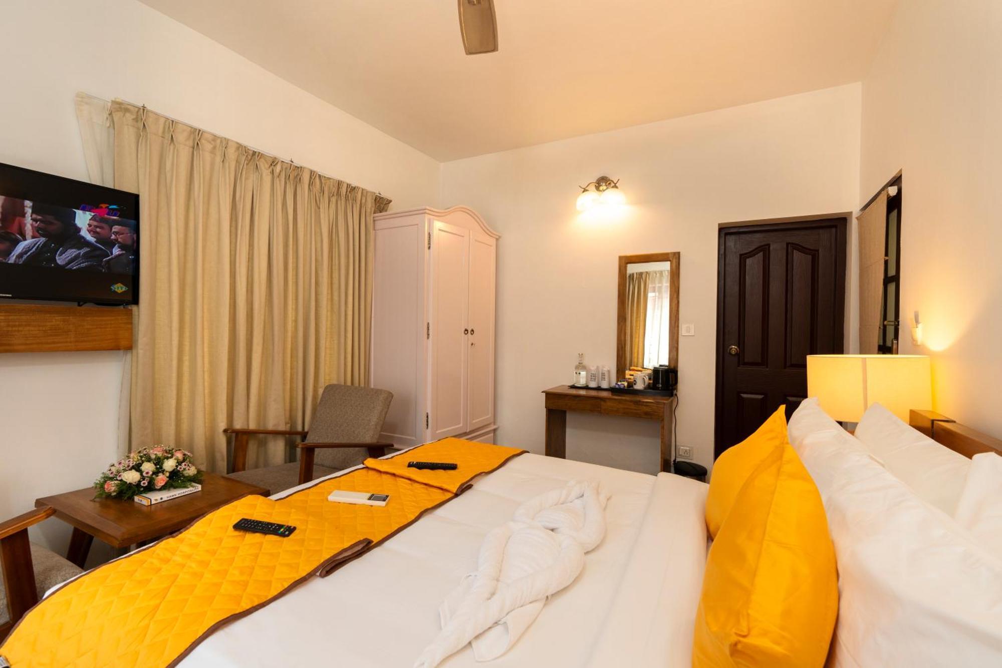 Solo Inn By Hawk Hospitality Kochi Extérieur photo