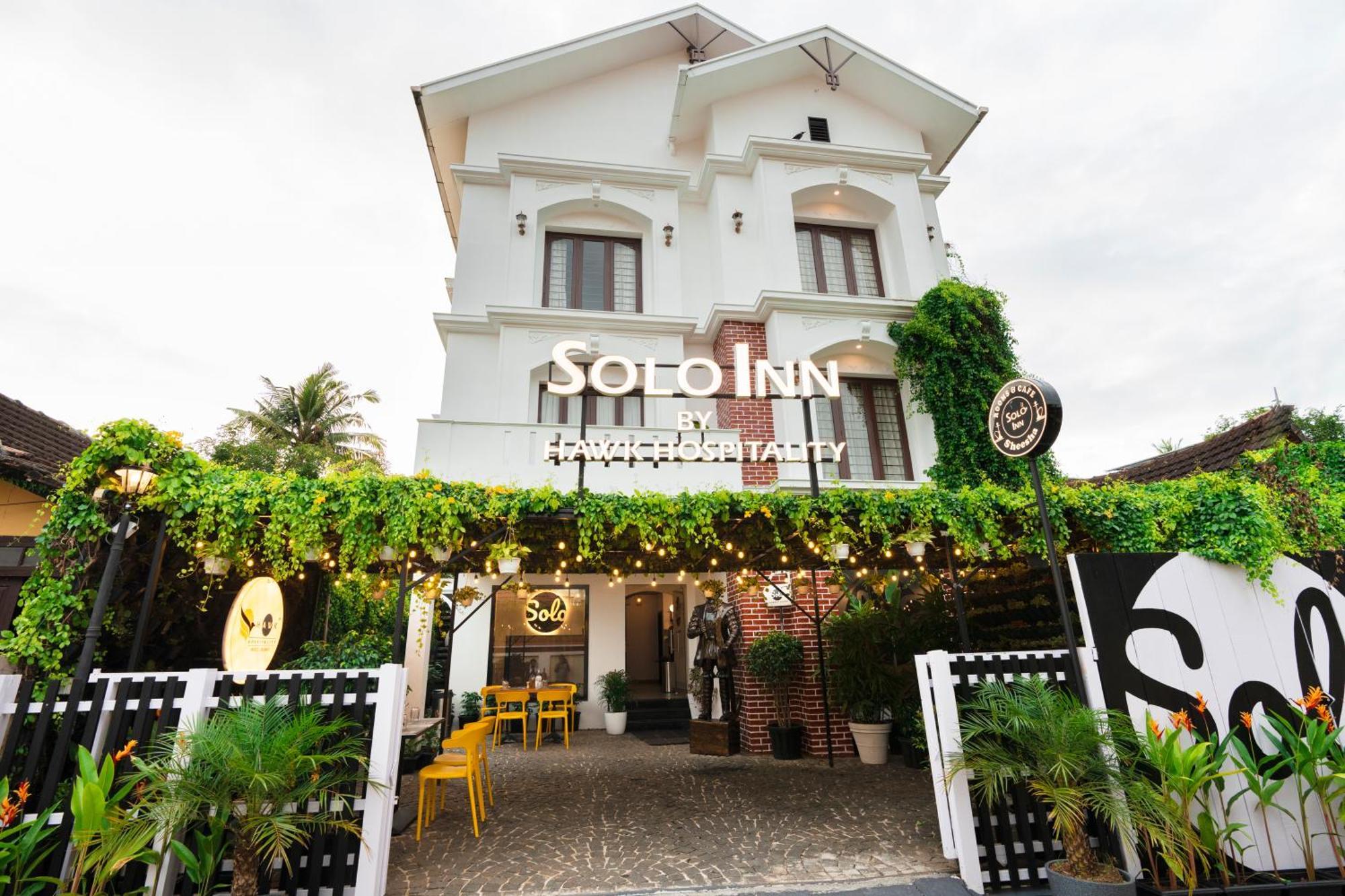 Solo Inn By Hawk Hospitality Kochi Extérieur photo
