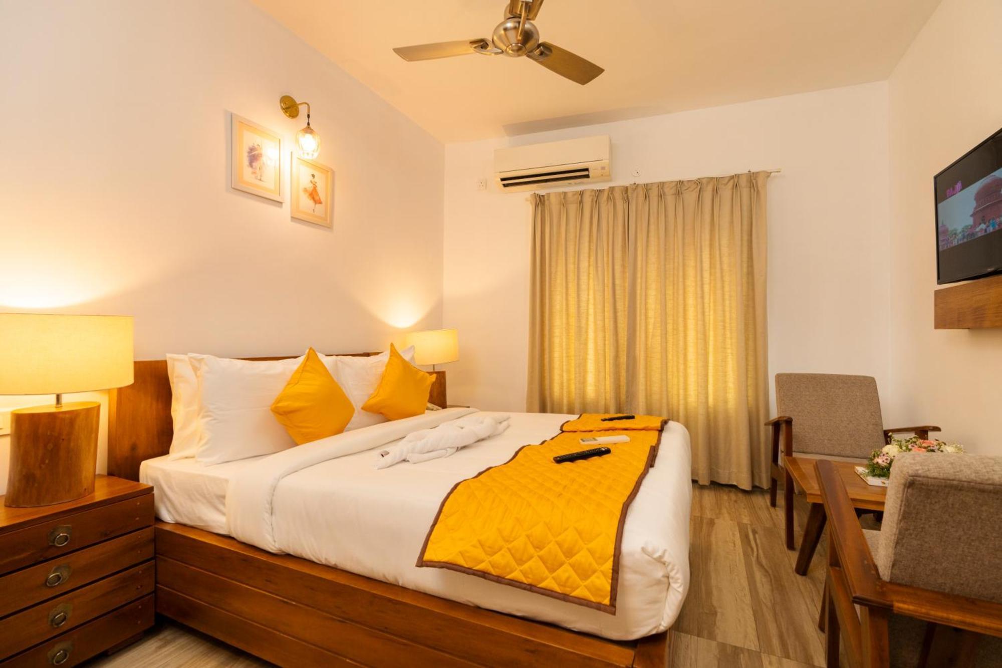 Solo Inn By Hawk Hospitality Kochi Extérieur photo