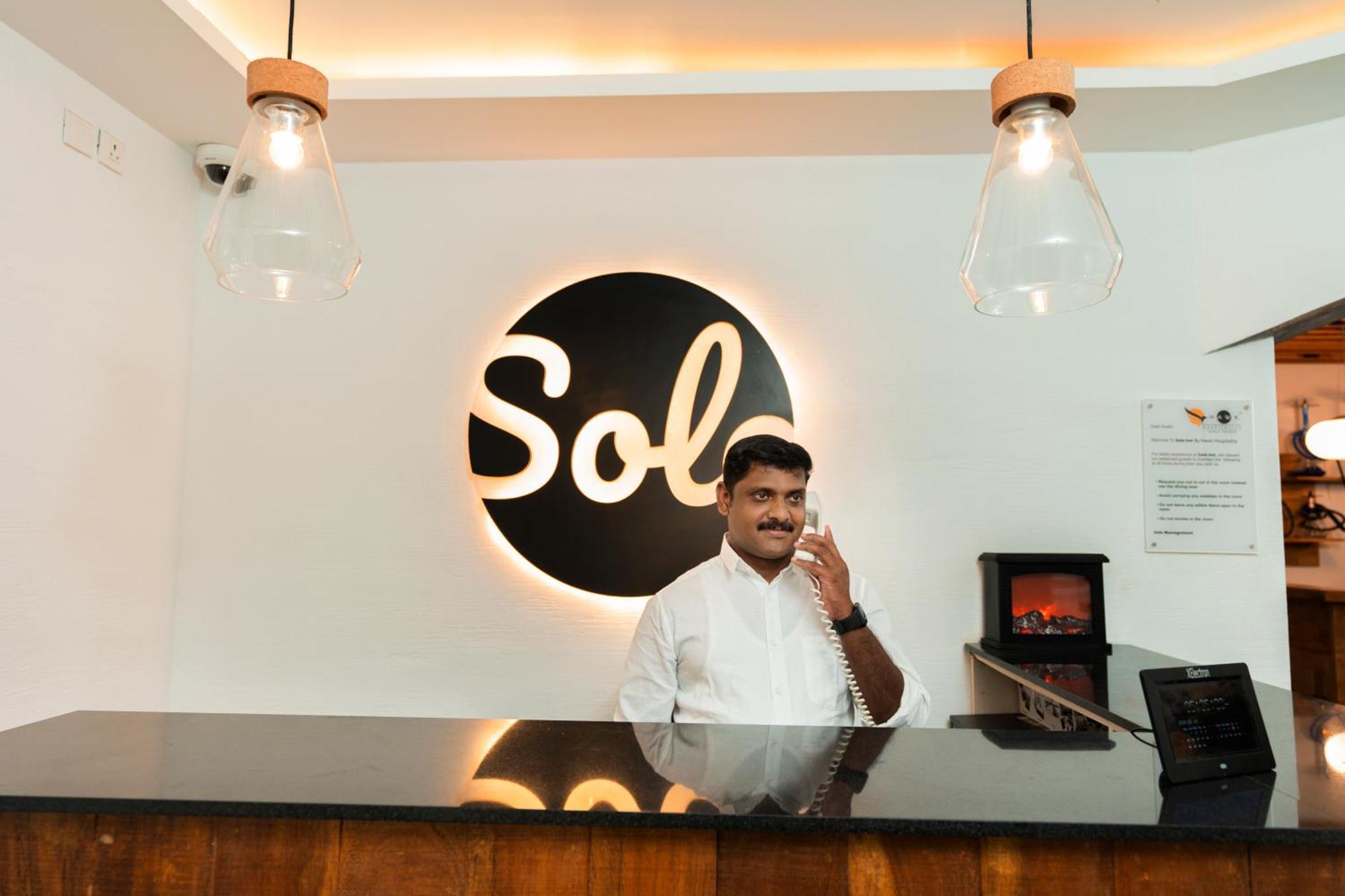 Solo Inn By Hawk Hospitality Kochi Extérieur photo
