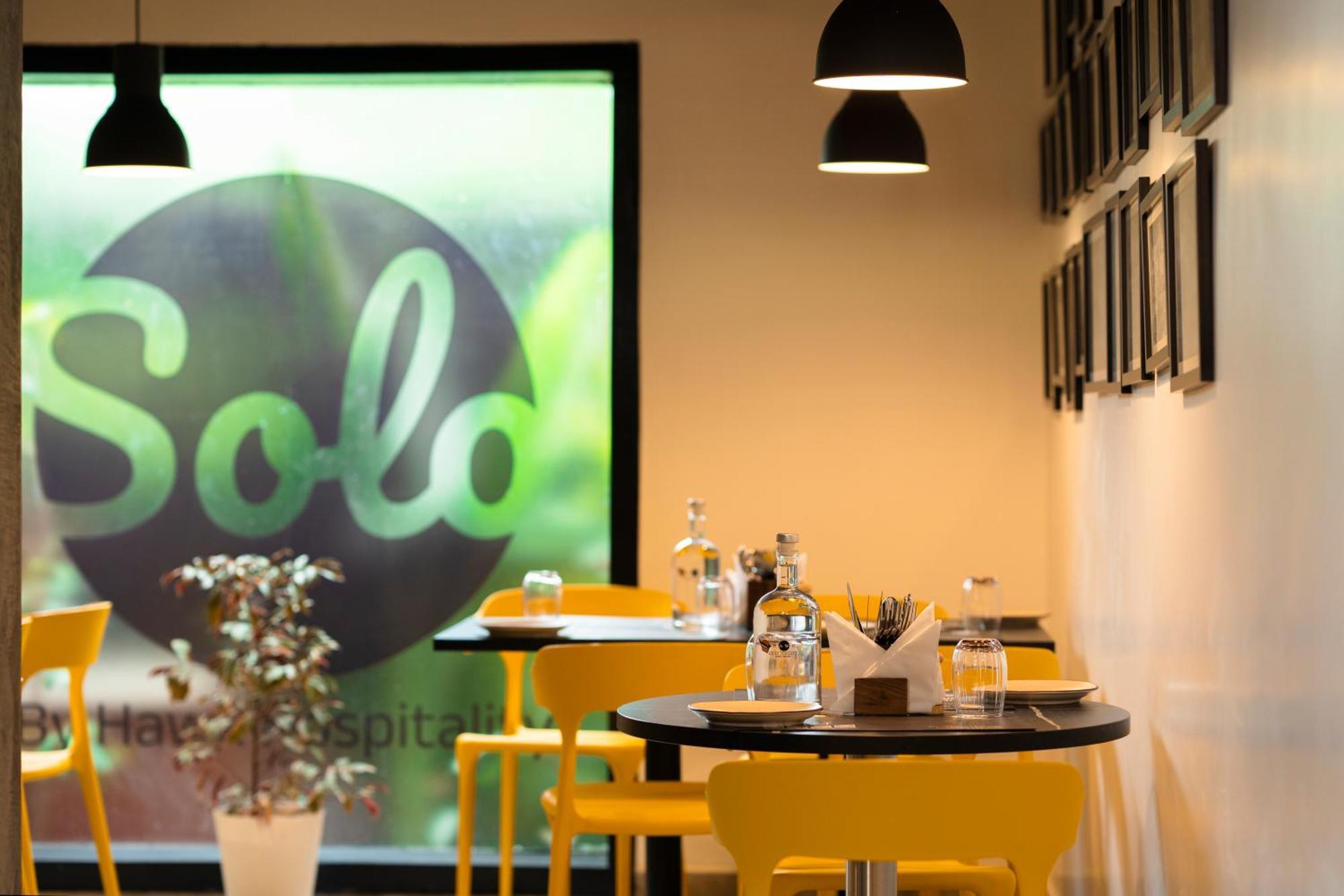 Solo Inn By Hawk Hospitality Kochi Extérieur photo