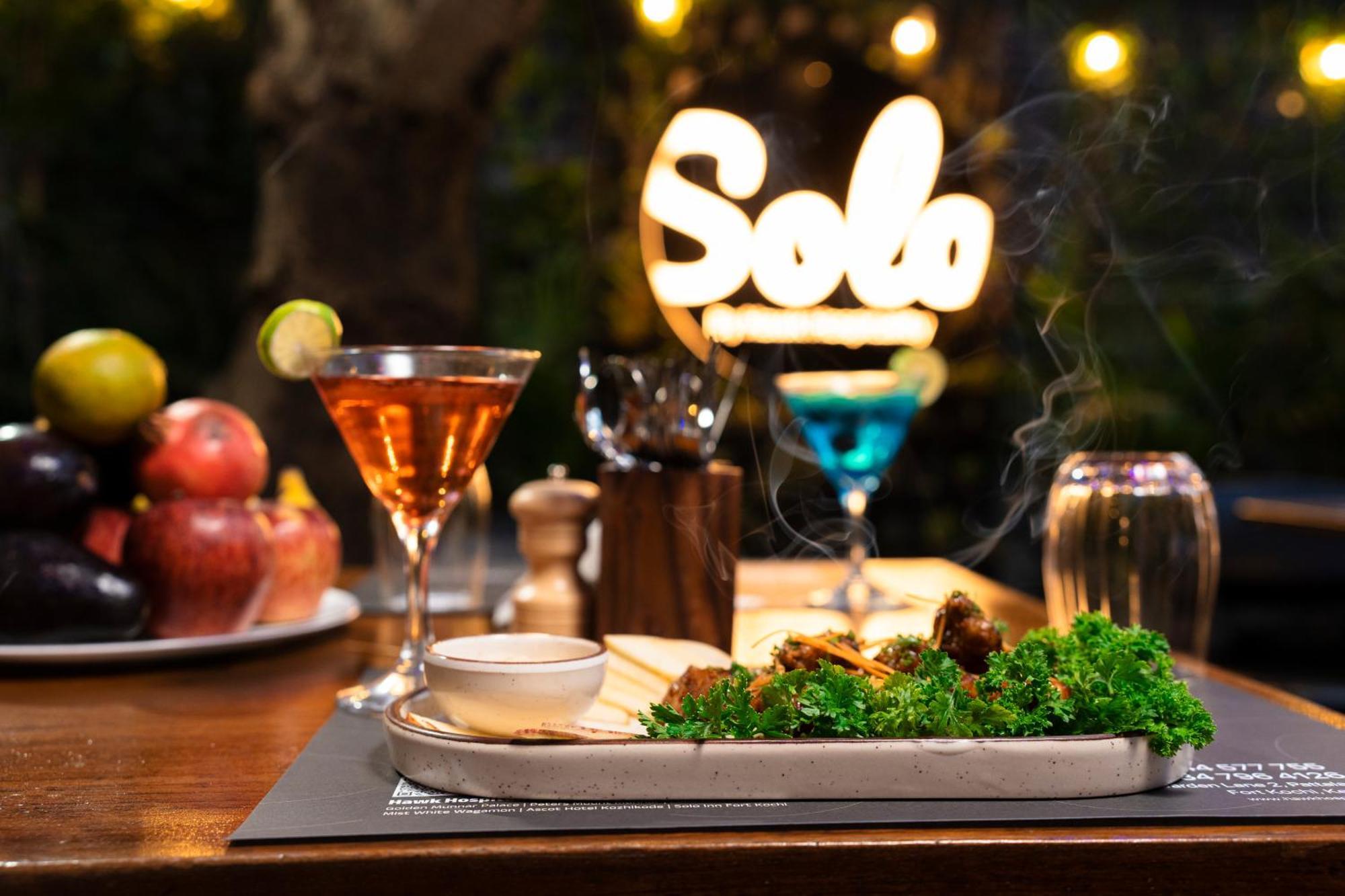Solo Inn By Hawk Hospitality Kochi Extérieur photo